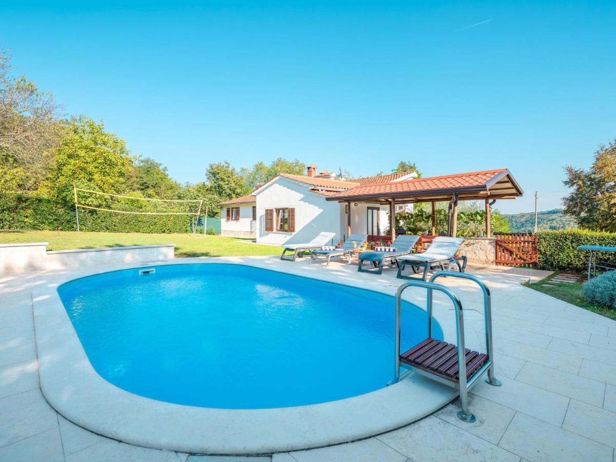 Tinjan Holiday Home Hacienda - Pzn316 By Interhome מראה חיצוני תמונה