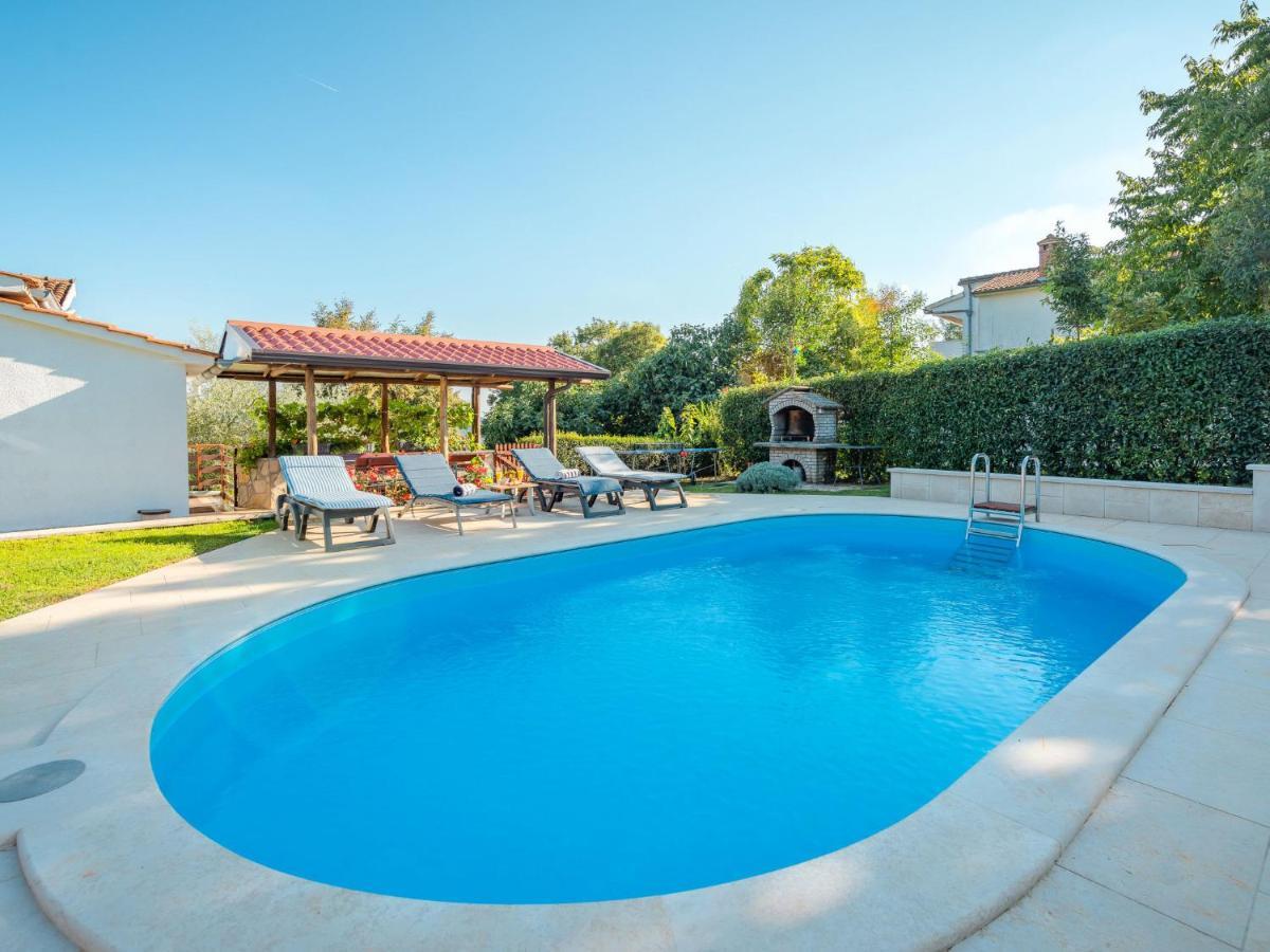 Tinjan Holiday Home Hacienda - Pzn316 By Interhome מראה חיצוני תמונה