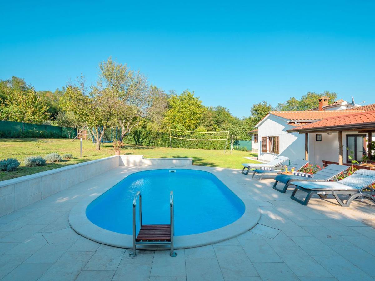 Tinjan Holiday Home Hacienda - Pzn316 By Interhome מראה חיצוני תמונה